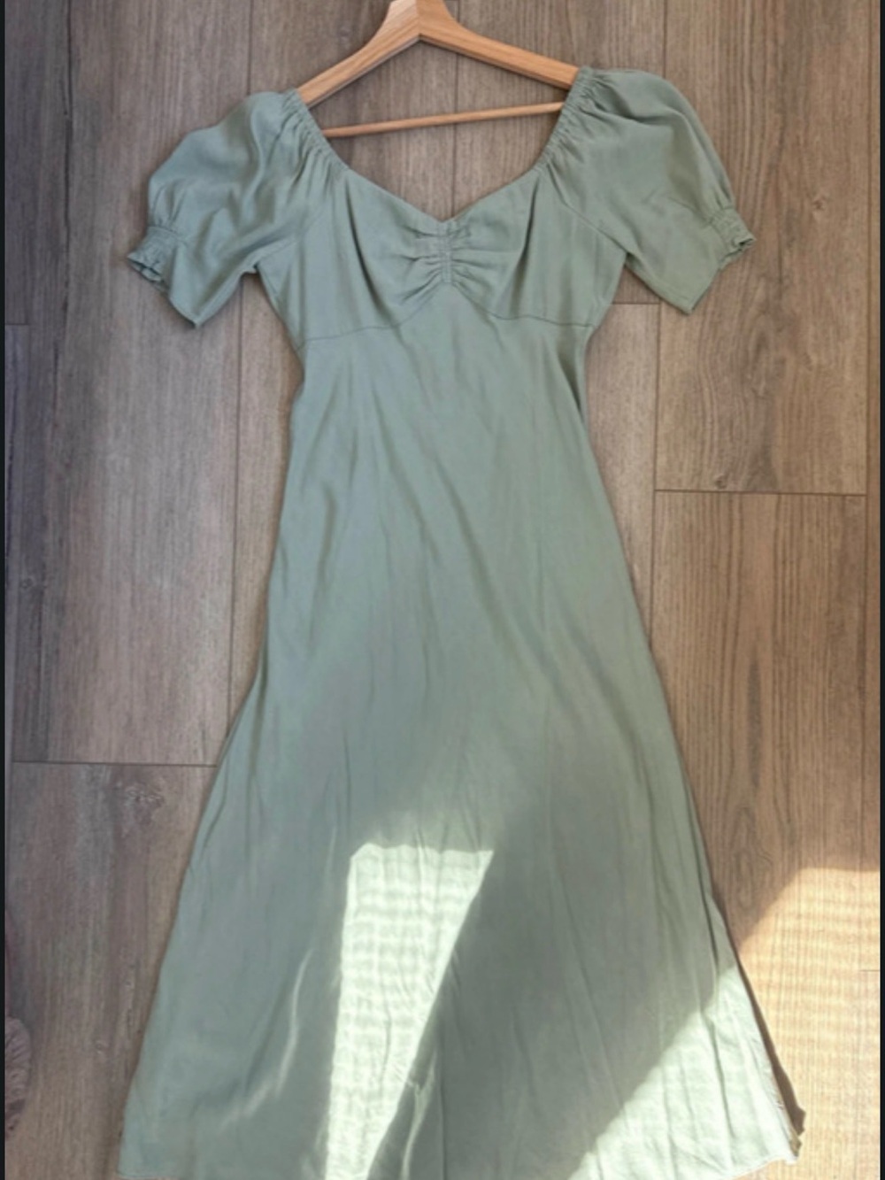 Madewell Sage Green Puff-Sleeve Midi Dress